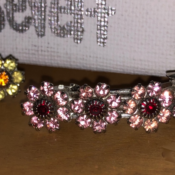 Gorgeous Colored Crystal Floral Barrettes - Picture 4 of 8